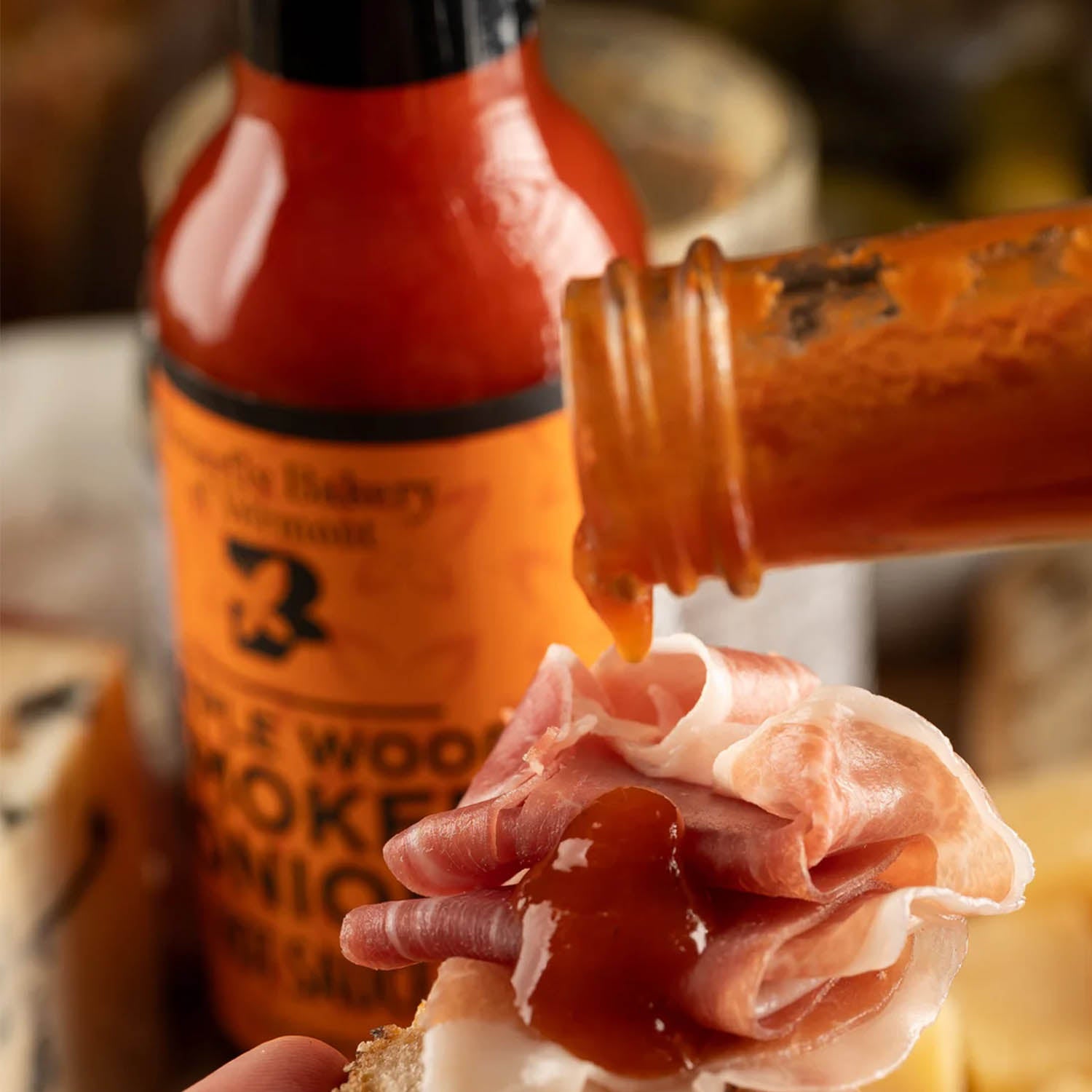 Maple Wood Smoked Onion Hot Sauce von Butterfly Bakery Vermont