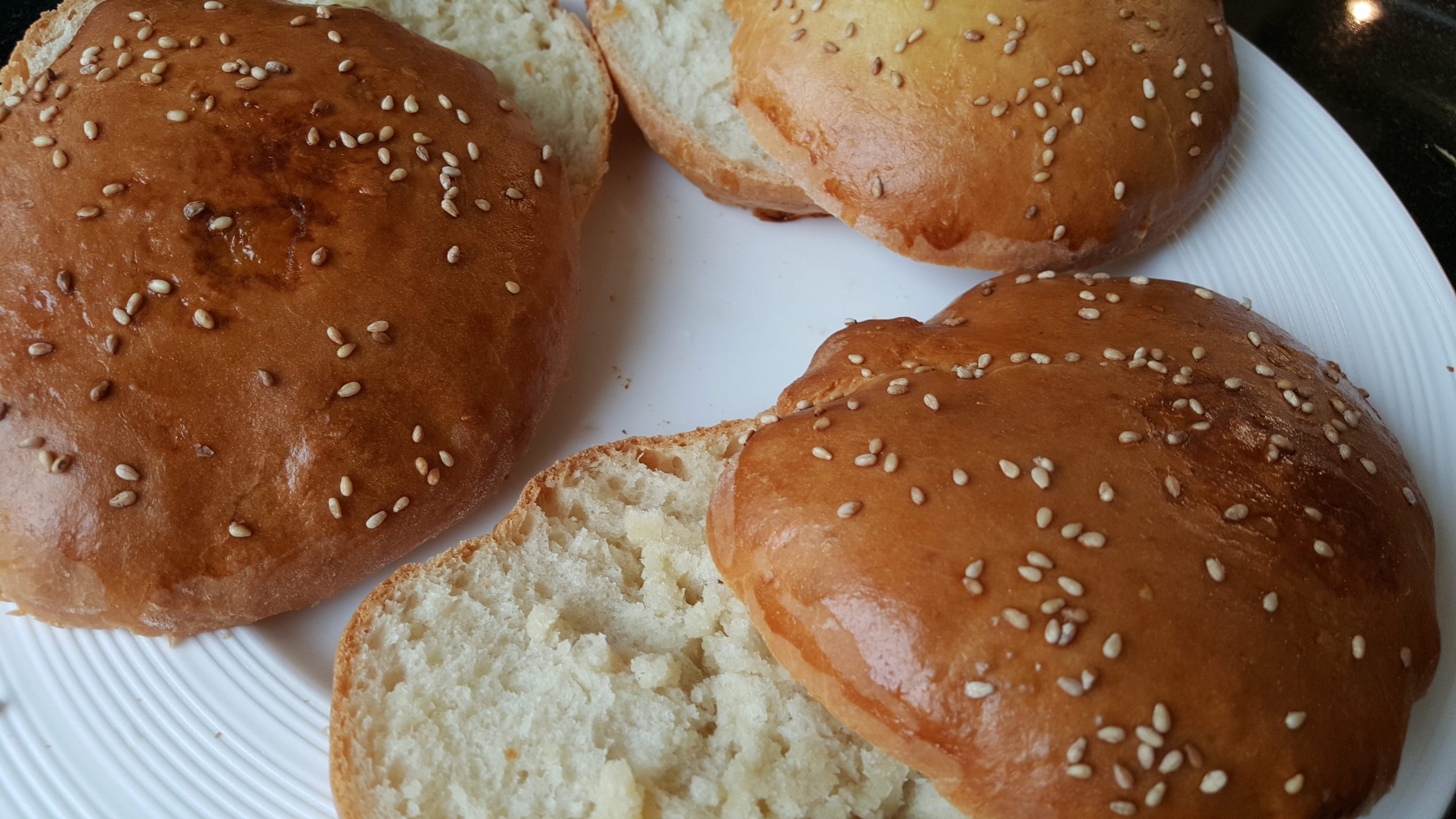 Das perfekte Hamburger Brötchen (Burger Bun) | Grill-Bude.ch