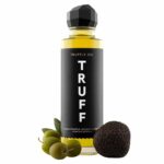 Das TRUFF Trüffelöl verwendet aromatische echte schwarze Wintertrüffel, welche in Olivenöl eingelegt werden, für ein sehr intensives Aroma.